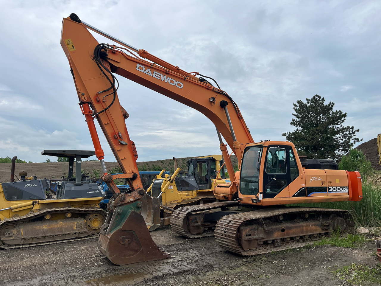 Daewoo Solar 300LC-V Excavator